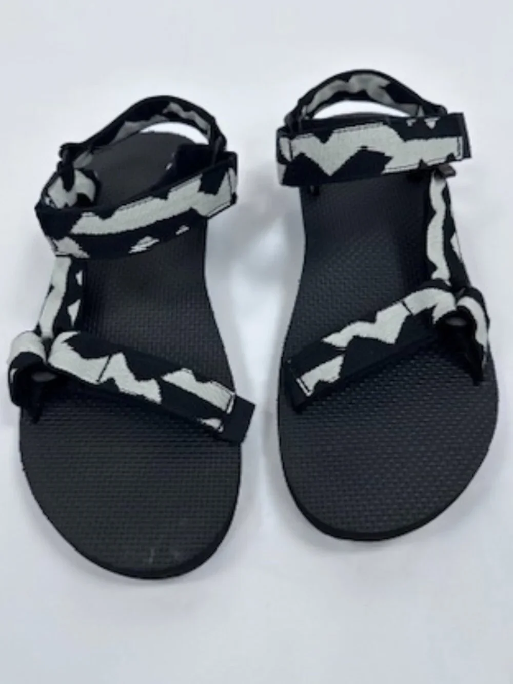 Teva Sandals Mens 11 Black White Sport Outdoor Comfort Hiking